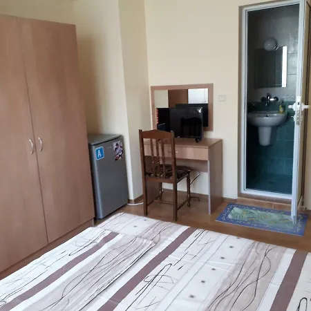 виламимоза;созополбуджака Guest house